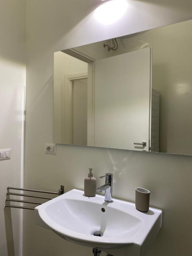 Premium Apartment City Center Кальяри Экстерьер фото